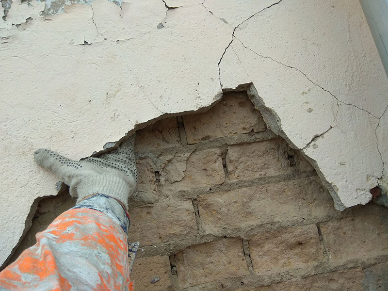трещины на стенах дома ремонт