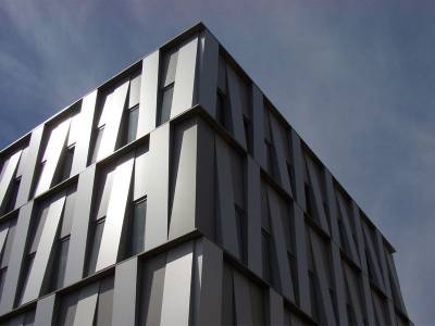 Алюминиевые фасадные панели - тренд в области строительства и ремонта зданий